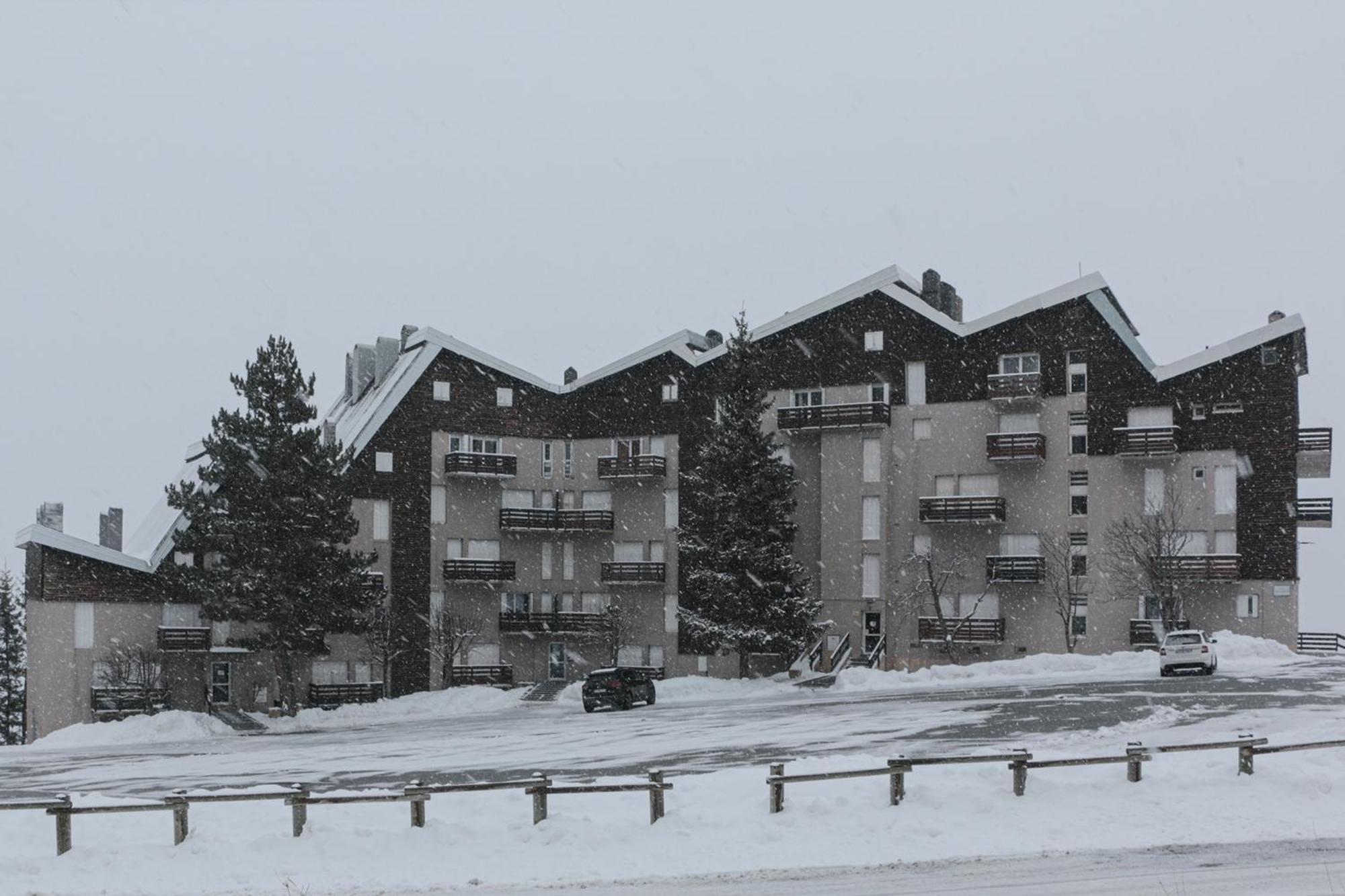 Soleil Et Montagne - Au Pied Station Les Angles Apartment Bagian luar foto